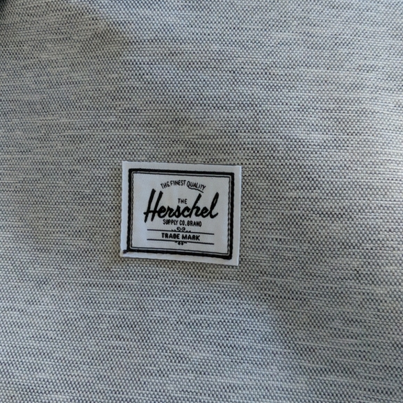 Backpack - Picture 3 of 6